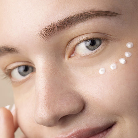 What is Best an Eye Cream For Winter ?